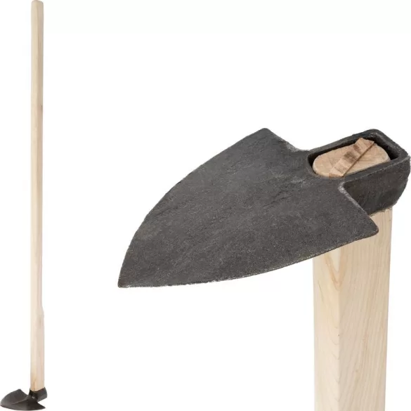 Kovácsolt kapa nyéllel, hegyes  390 g