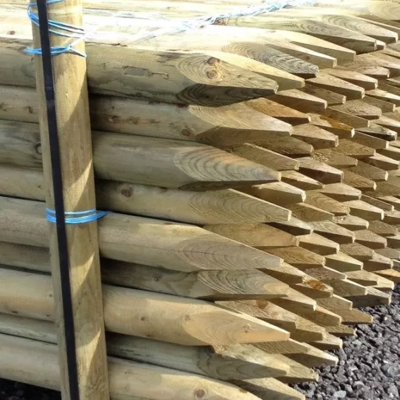 Felületkezelt hegyezett karó kerítéselemekhez - 5 x 250 cm